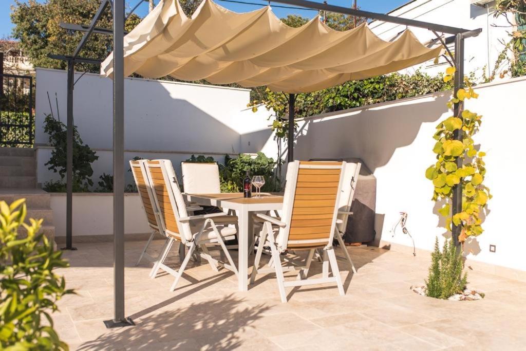Vlatino Villa Seget Vranjica Exterior foto